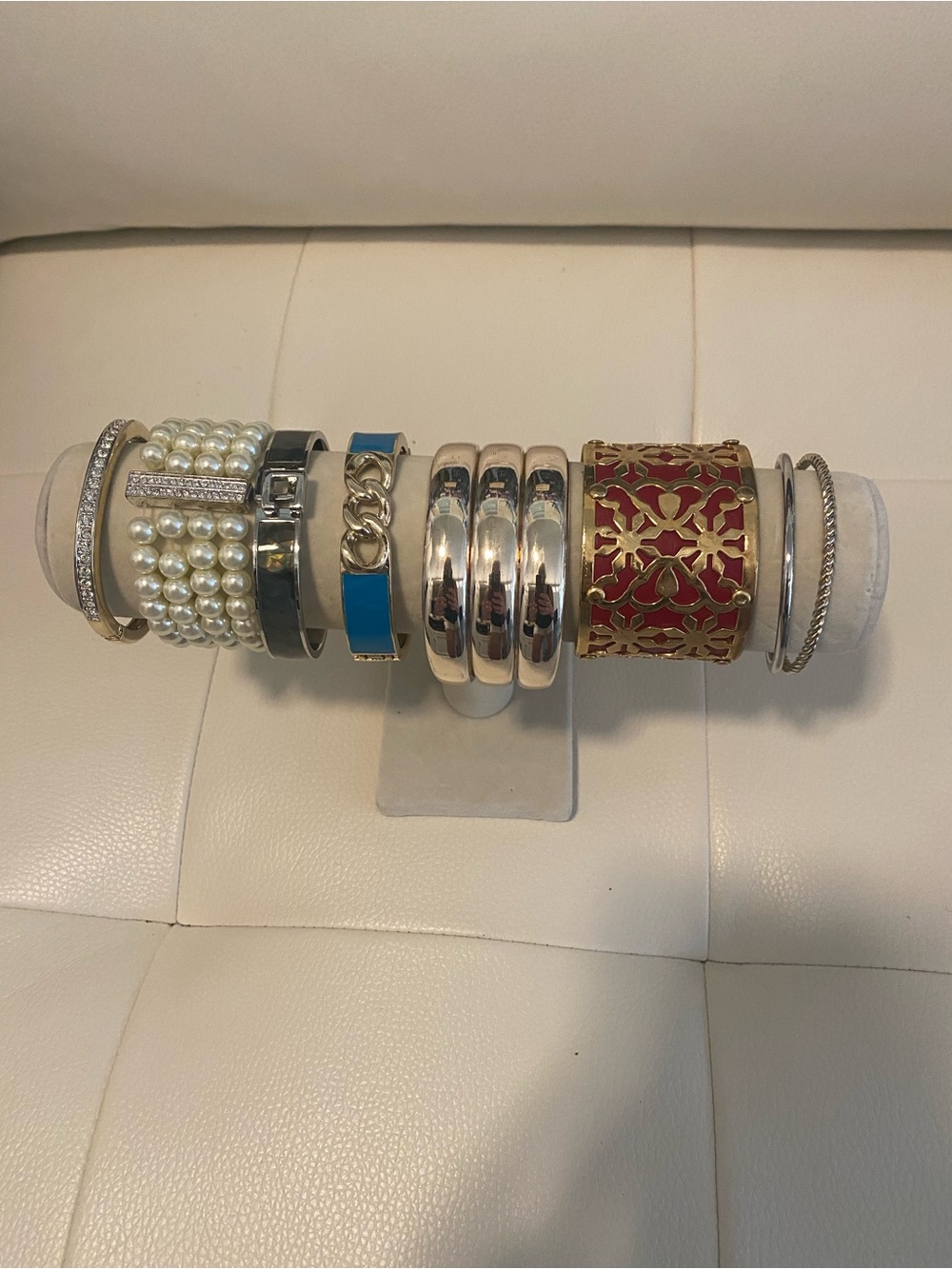 BOGO- 🤩 Just Bundle 6 Mixed Fashion Bangle Set’s - Red, Pearl, Silver & Gold.
